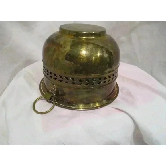 Brass Bowl, ring handles made in India - Picture 2 of 5